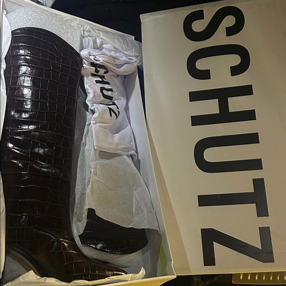 Never worn! Size 6.5 Dark Brown Croc-Embossed Block Heeled Boots - Picture 2 of 7